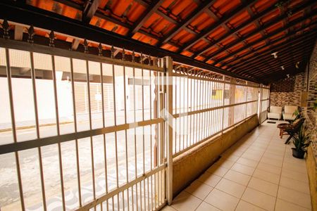 Varanda de casa para alugar com 8 quartos, 250m² em Nova Mirim, Praia Grande