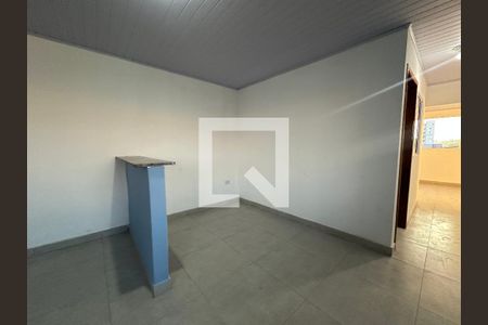 Sala/Cozinha de casa para alugar com 2 quartos, 55m² em Jardim do Líbano, Barueri