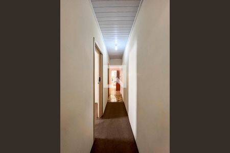 Corredor de casa à venda com 3 quartos, 182m² em Vila Nair, São Paulo