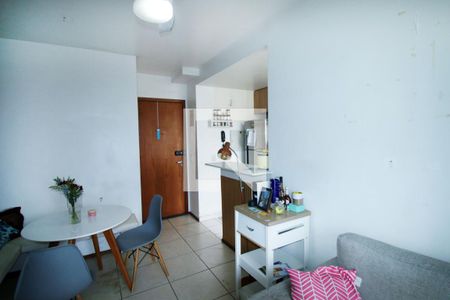Sala de apartamento para alugar com 2 quartos, 50m² em Irajá, Rio de Janeiro