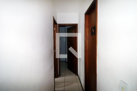 Sala - Corredor de apartamento para alugar com 2 quartos, 50m² em Irajá, Rio de Janeiro