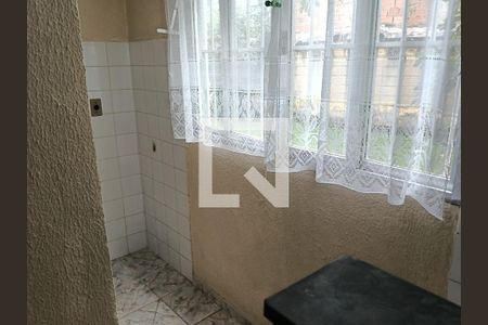 Cozinha de apartamento para alugar com 2 quartos, 55m² em Cosmos, Rio de Janeiro