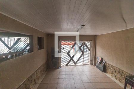 Vista da Sala de casa para alugar com 3 quartos, 170m² em Jardim Pereta, Poá