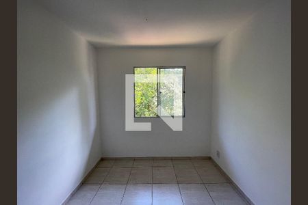 Quarto 2 de apartamento para alugar com 2 quartos, 55m² em Centro, Cotia
