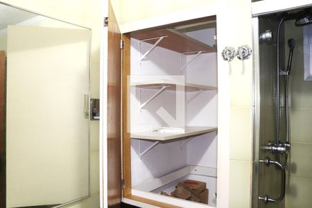 Banheiro de apartamento à venda com 3 quartos, 132m² em Jardim Paulista, São Paulo