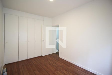 Quarto 1 de apartamento para alugar com 3 quartos, 85m² em Itaim Bibi, São Paulo