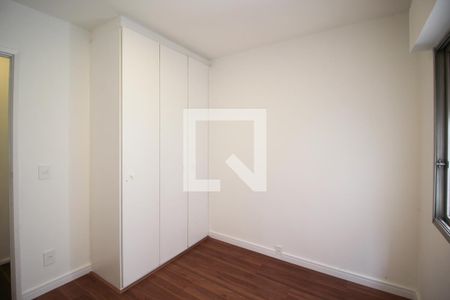 Quarto 2 de apartamento para alugar com 3 quartos, 85m² em Itaim Bibi, São Paulo