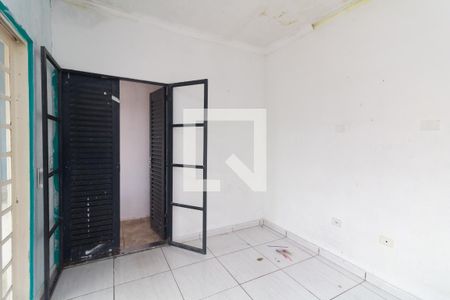 Quarto 2 de casa para alugar com 2 quartos, 100m² em Vila Santana, São Paulo