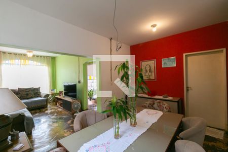 Casa à venda com 4 quartos, 360m² em Santa Branca, Belo Horizonte