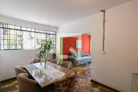 Casa à venda com 4 quartos, 360m² em Santa Branca, Belo Horizonte
