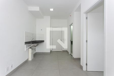 Sala / Cozinha de kitnet/studio à venda com 1 quarto, 33m² em Penha de França, São Paulo