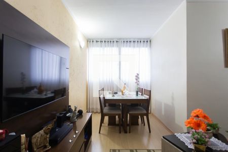 Sala  de apartamento à venda com 2 quartos, 65m² em Itaquera, São Paulo