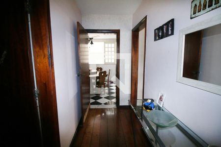 Sala - Corredor de casa para alugar com 4 quartos, 335m² em Vila Kosmos, Rio de Janeiro