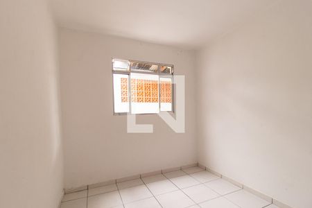 Quarto 1 de casa para alugar com 3 quartos, 100m² em Xaxim, Curitiba