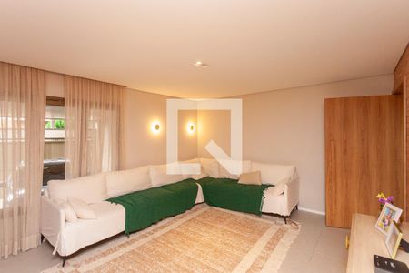 Sala de casa para alugar com 3 quartos, 210m² em Parque Esmeralda, São Paulo