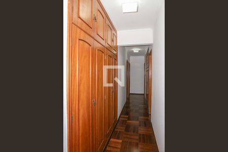Corredor de apartamento à venda com 4 quartos, 445m² em Pompeia, São Paulo
