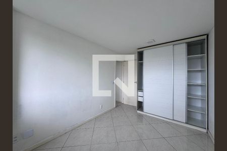 Suíte de apartamento à venda com 3 quartos, 77m² em Recreio dos Bandeirantes, Rio de Janeiro
