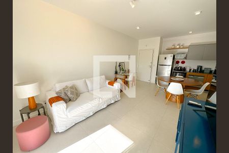 Sala de TV de apartamento para alugar com 2 quartos, 70m² em Cachoeira do Bom Jesus, Florianópolis