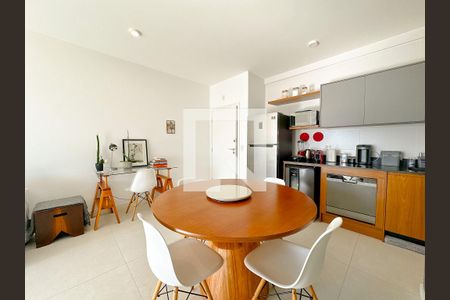 Sala de Jantar de apartamento para alugar com 2 quartos, 70m² em Cachoeira do Bom Jesus, Florianópolis