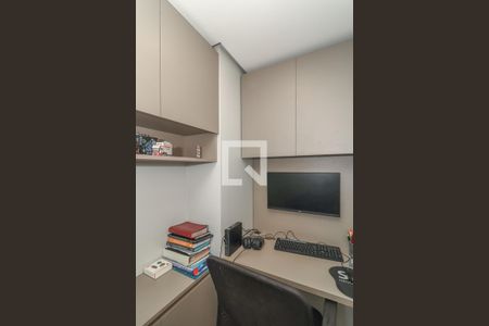 Escritório de apartamento à venda com 3 quartos, 82m² em São Sebastião, Porto Alegre