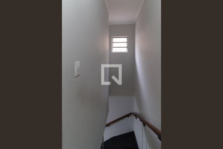 Escada de casa à venda com 3 quartos, 130m² em Vila das Merces, São Paulo
