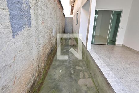 Casa para alugar com 3 quartos, 115m² em Residencial Recanto do Bosque, Goiânia