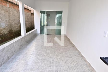 Casa para alugar com 3 quartos, 115m² em Residencial Recanto do Bosque, Goiânia