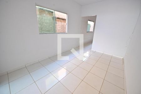 Casa para alugar com 3 quartos, 115m² em Residencial Recanto do Bosque, Goiânia