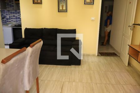 Sala de apartamento para alugar com 3 quartos, 72m² em São Cristóvão, Salvador