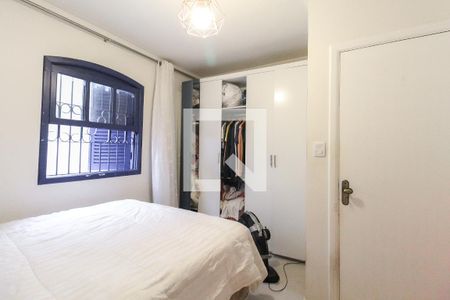 Quarto 1 de casa à venda com 2 quartos, 250m² em Vila Campanela, São Paulo