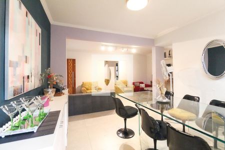 Sala de casa à venda com 2 quartos, 250m² em Vila Campanela, São Paulo