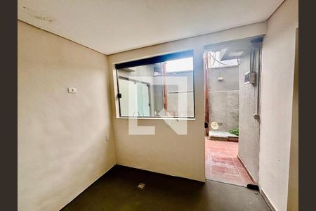 Sala de casa à venda com 3 quartos, 140m² em Itaim Bibi, São Paulo
