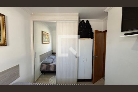 Quarto 1 de apartamento à venda com 2 quartos, 102m² em Jardim Santo André, Santo André