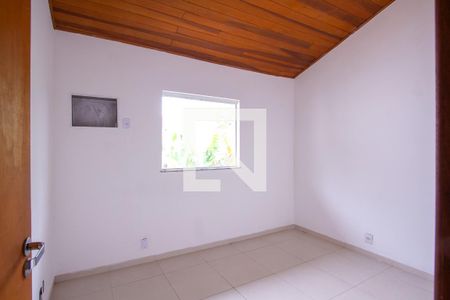 Quarto 1 de casa de condomínio para alugar com 3 quartos, 110m² em Maria Paula, São Gonçalo