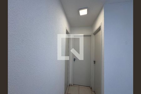 Corredor de apartamento à venda com 2 quartos, 46m² em Vargem Grande, Rio de Janeiro