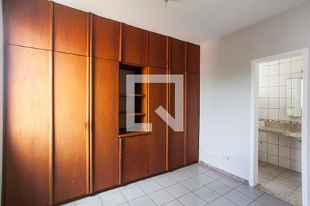 Suite de apartamento para alugar com 3 quartos, 130m² em Patrimônio, Uberlândia