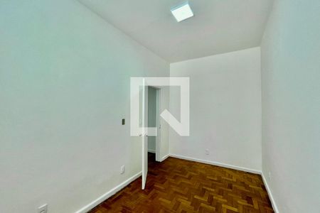 Quarto  de apartamento à venda com 1 quarto, 32m² em Leme, Rio de Janeiro