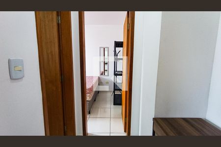 Sala de apartamento para alugar com 1 quarto, 42m² em Maracanã, Praia Grande