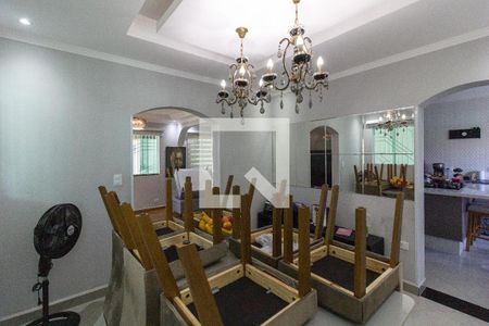 Casa à venda com 3 quartos, 250m² em Parque Continental I, Guarulhos