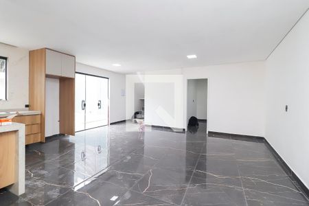 Sala/Cozinha de casa para alugar com 3 quartos, 130m² em Jardim Sao Sebastiao, São Paulo