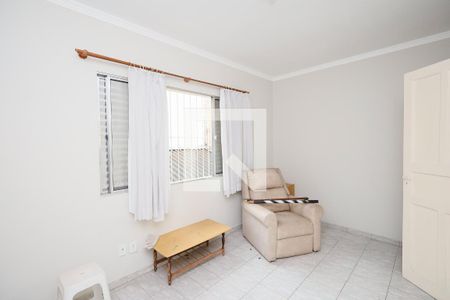 Quarto 1 de casa para alugar com 2 quartos, 100m² em Parque Edu Chaves, São Paulo