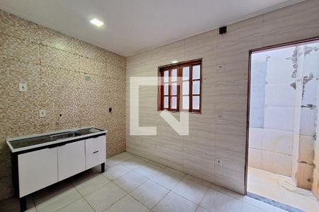 Cozinha de casa para alugar com 1 quarto, 90m² em Parque Paulista, Duque de Caxias