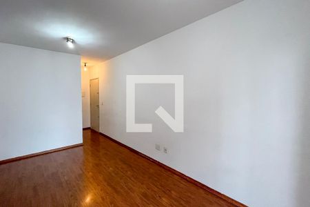 Sala de apartamento à venda com 2 quartos, 57m² em Vila Liviero, São Paulo