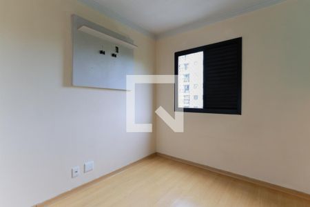 Quarto 1 de apartamento à venda com 3 quartos, 70m² em Vila Carbone, São Paulo