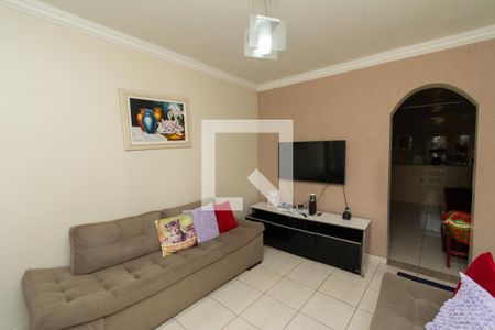 Casa1 - Sala de casa à venda com 6 quartos, 500m² em Novo Riacho, Contagem