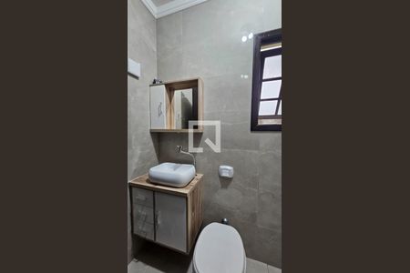 Lavabo de casa à venda com 3 quartos, 235m² em Jardim Las Vegas, Santo André