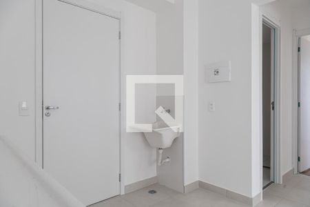 Sala/Cozinha de apartamento para alugar com 2 quartos, 33m² em Vila Nova Curuca, São Paulo