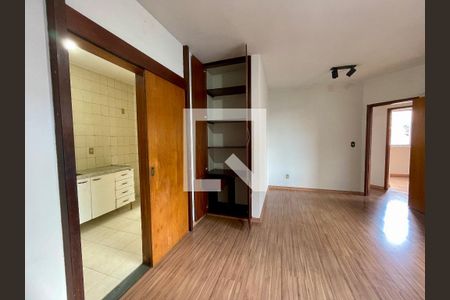 Apartamento à venda com 3 quartos, 90m² em Concórdia, Belo Horizonte