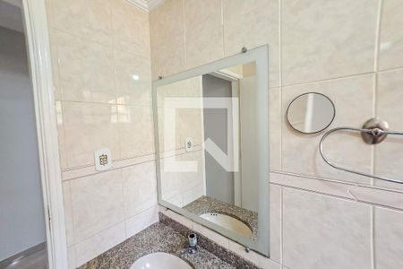 Casa à venda com 2 quartos, 152m² em Vila Lucinda, Santo André