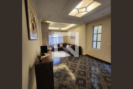 Sala de casa à venda com 4 quartos, 220m² em Jardim Popular, São Paulo